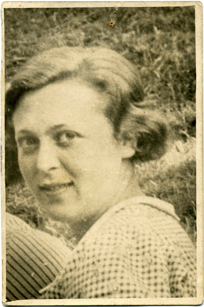 Wer kennt Ilse Meyer? Foto (1935) aus dem Nachlass der Familie Block