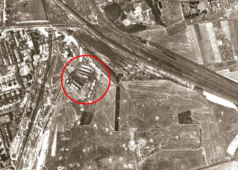 Luftbild vom 23. August 1944: Das Gelsenberg-Lager, Außenlager des KZ Buchenwald in Gelsenkirchen-Horst